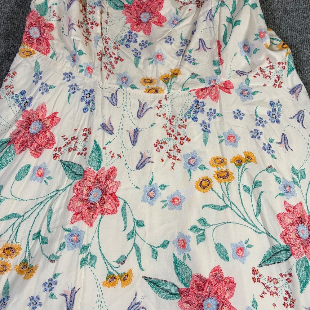 Old Navy Floral Cami Dress Womens XL White Pink Smocked Fit Flare Sundress - Picture 2 of 9